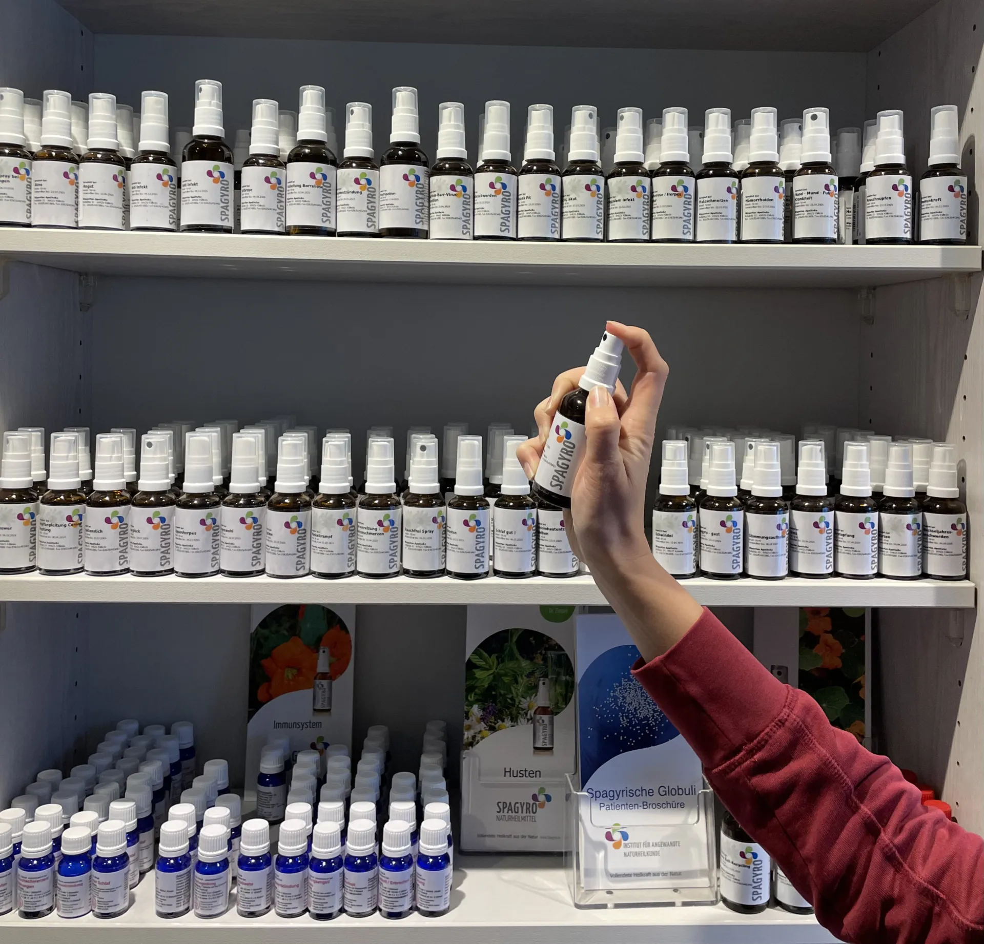 Beratung zur Spagyrik in der Wippertus Apotheke Kölleda Beratung zur Spagyrik in der Wippertus Apotheke Kölleda